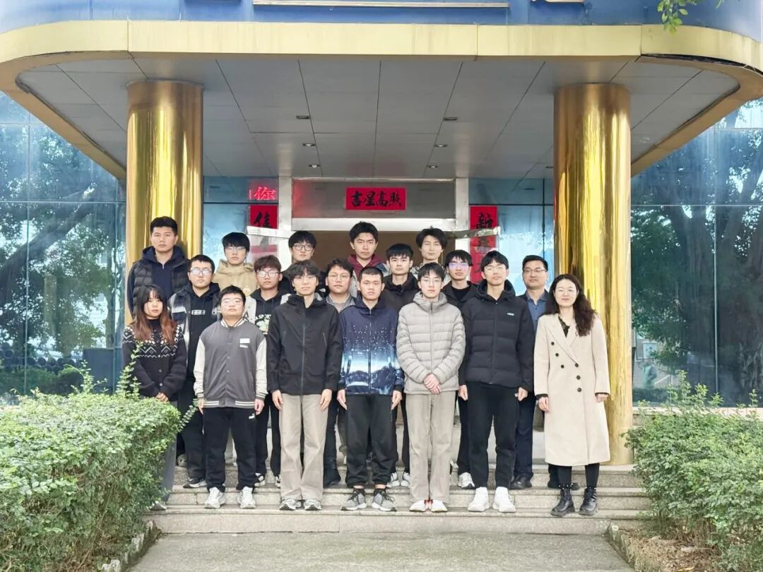 福大2022級高分子與材料工程專業(yè)學子在亞通圓滿完成畢業(yè)實習！