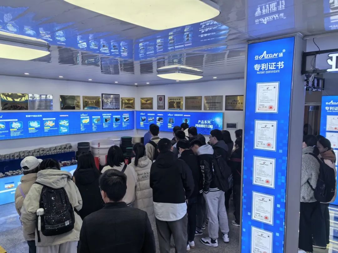 1710810580245754.jpg 2.jpg